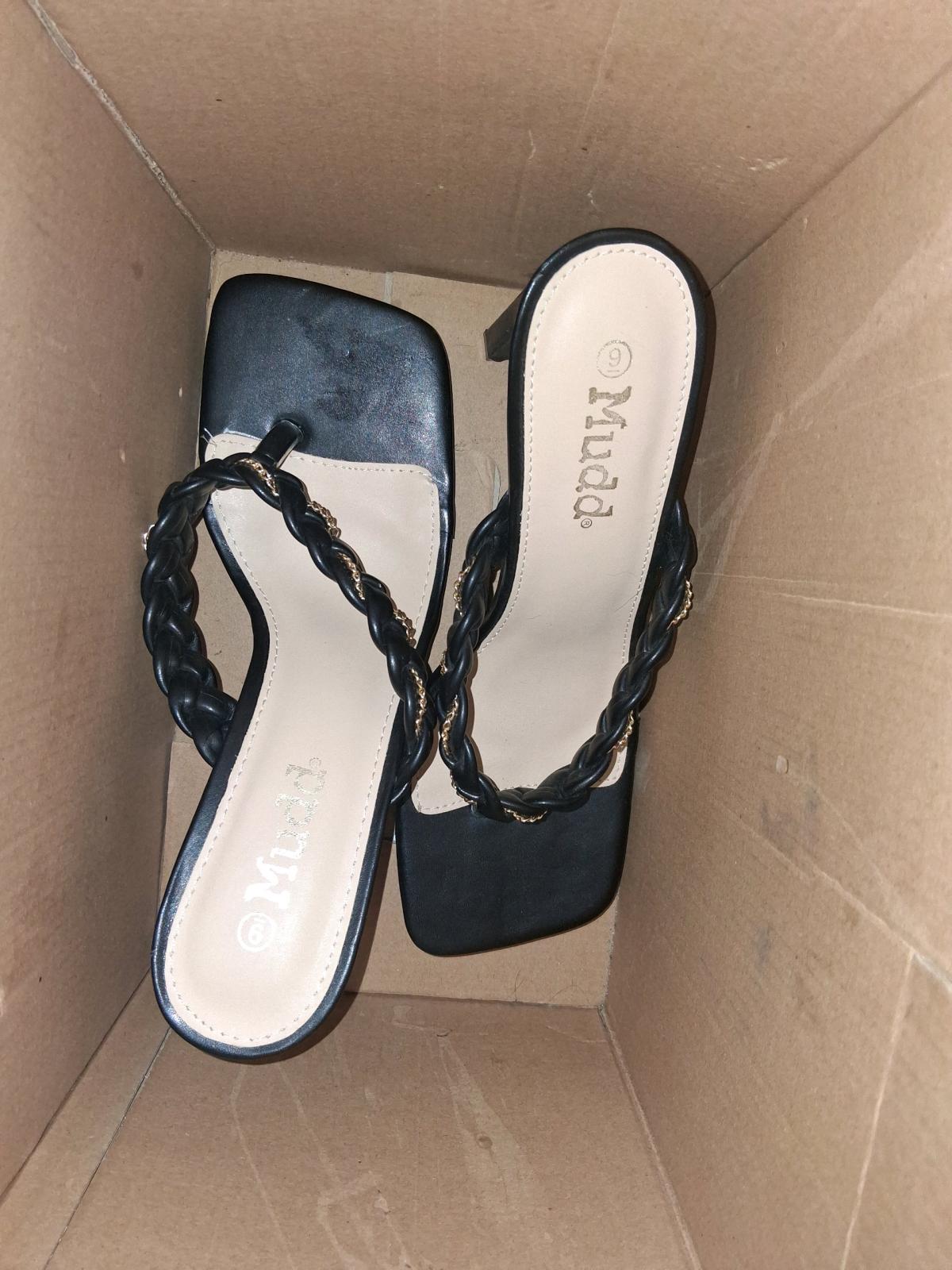 3 Mudd Braided Platform Heels size 9