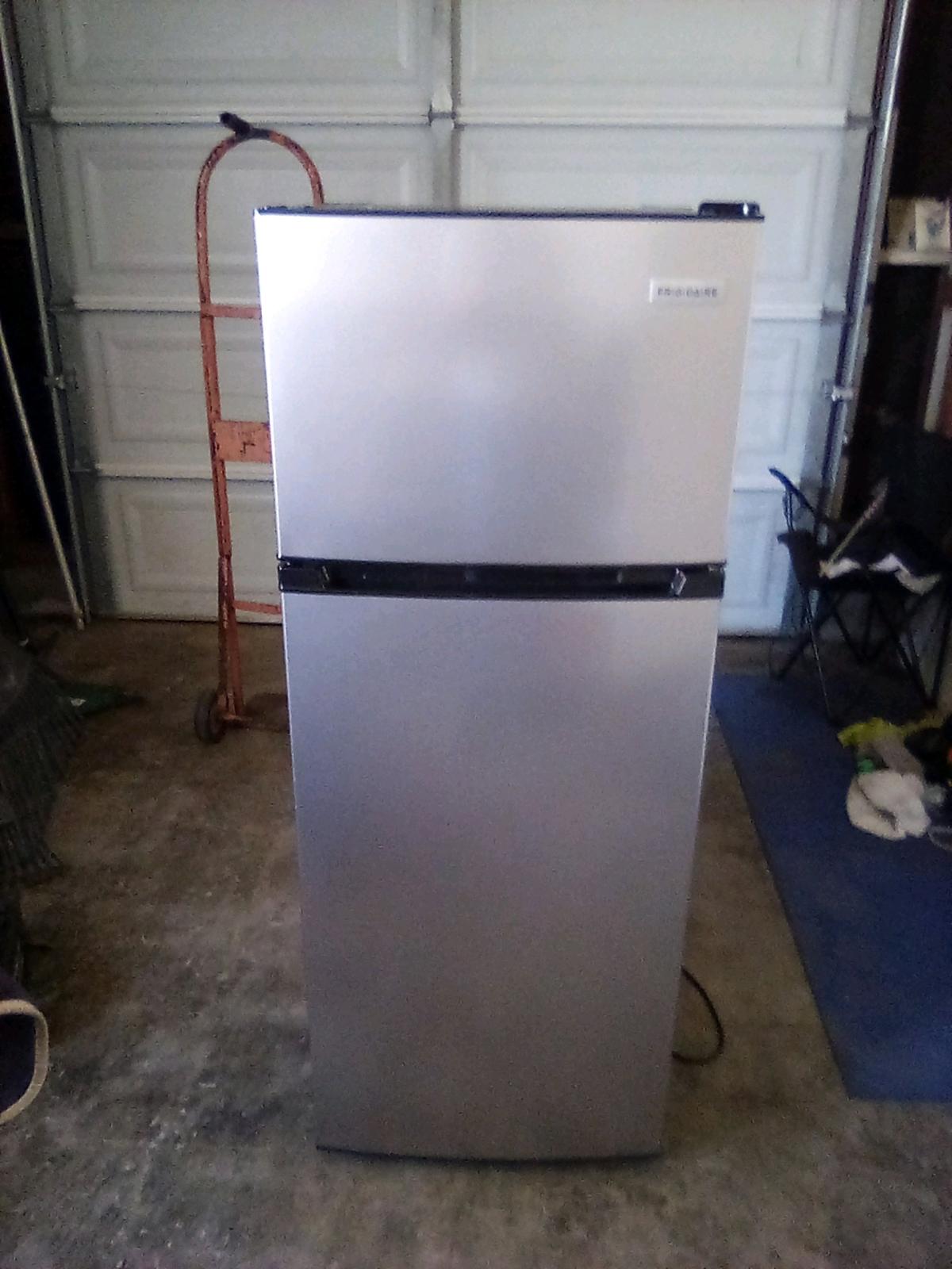 Frigidaire refrigerator