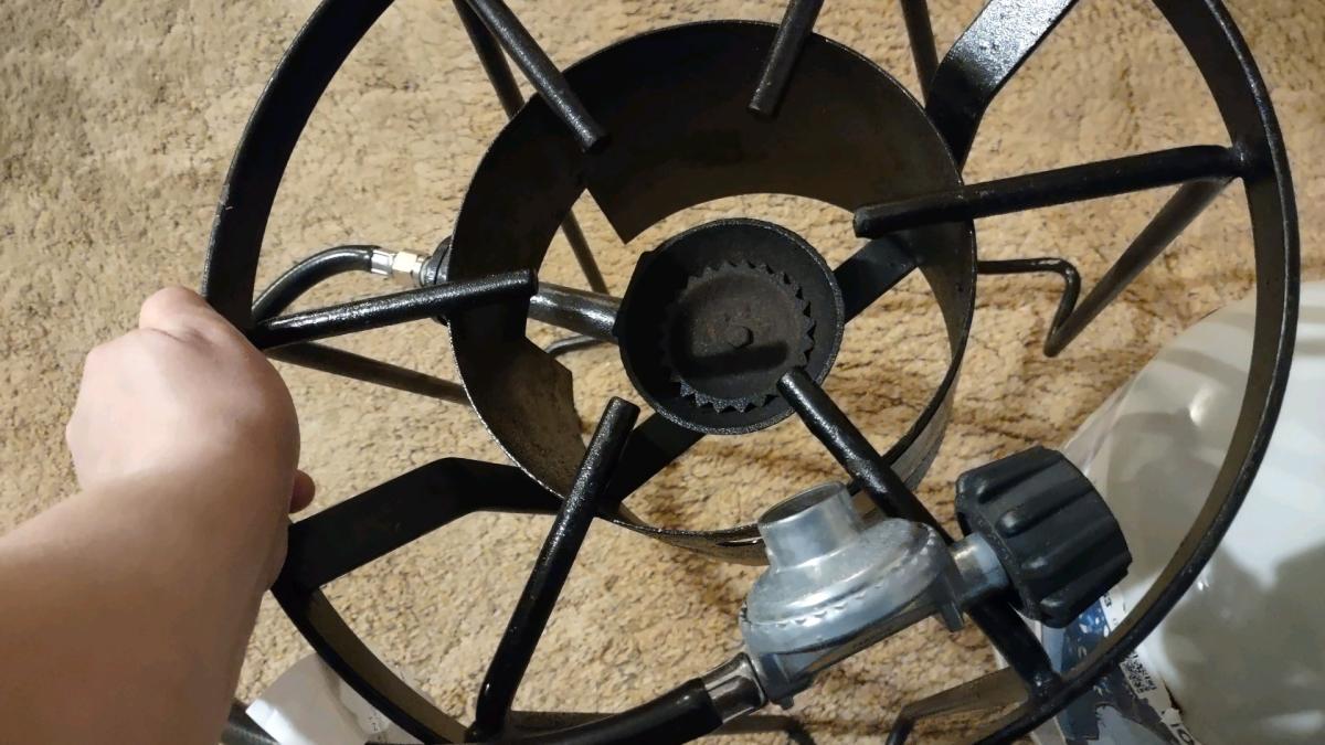 Cooking Grill with Tank