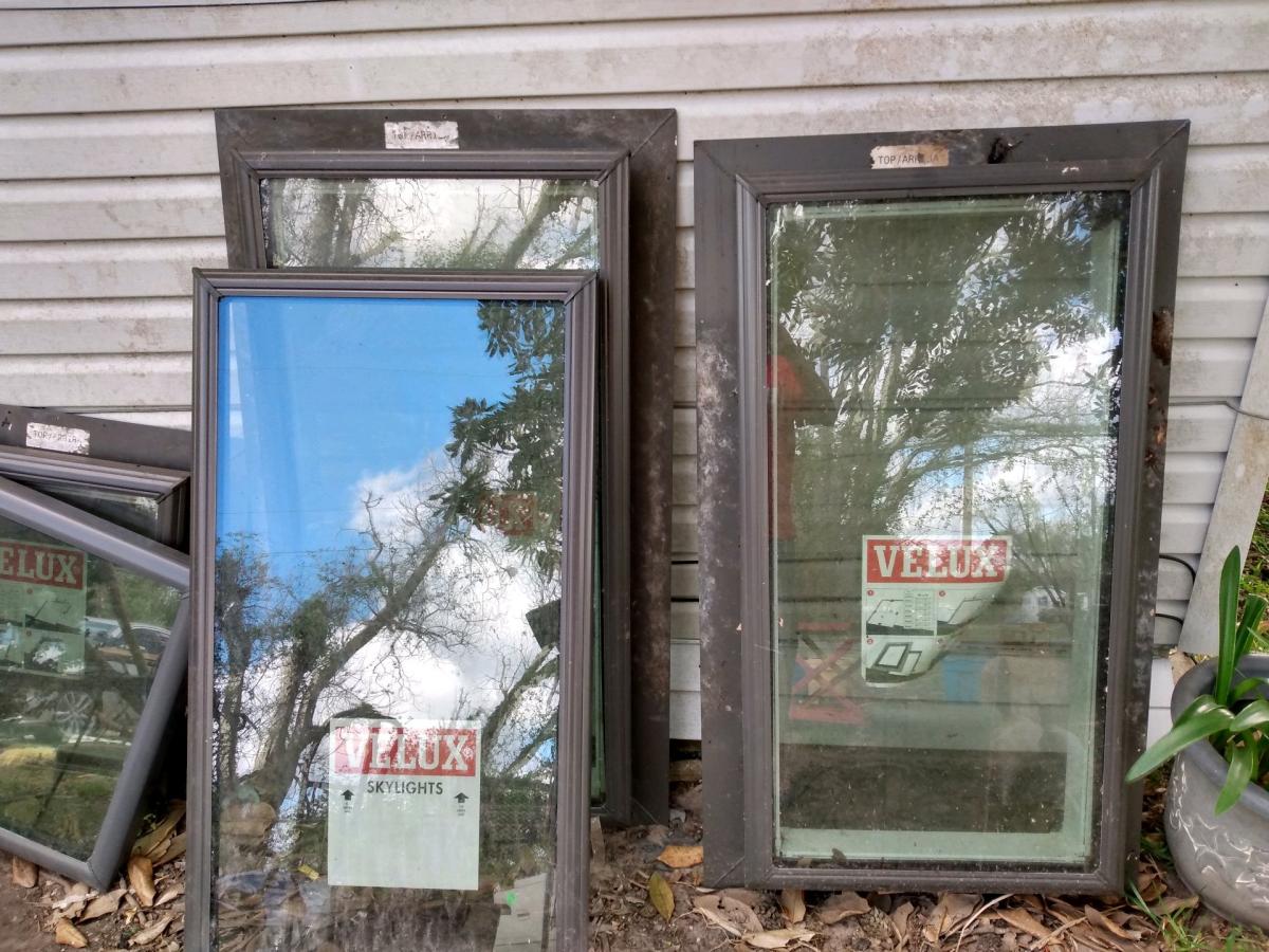 VELUX SKYLIGHTS NEW OPEN BOX NEVER INSTALLED