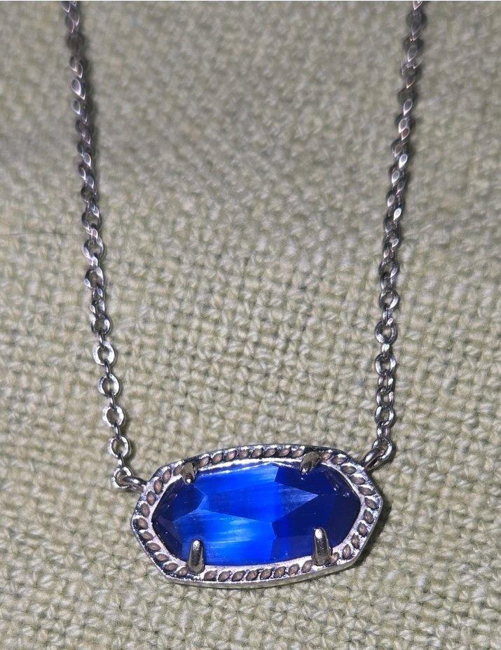 Kendra Scott Elisa Pendant Necklace in Cobalt Cats Eye
