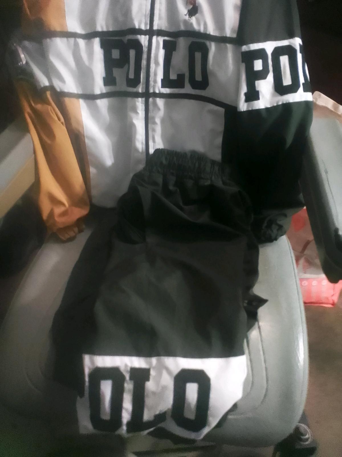 Polo unisex outfit