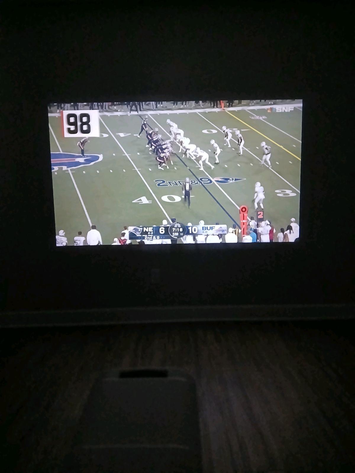 Projector with Stand and apps