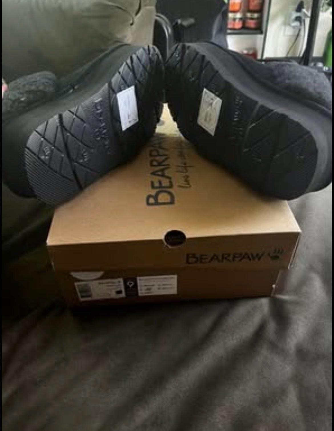 BEAR PAWS Retro Loki Platform Slippers
