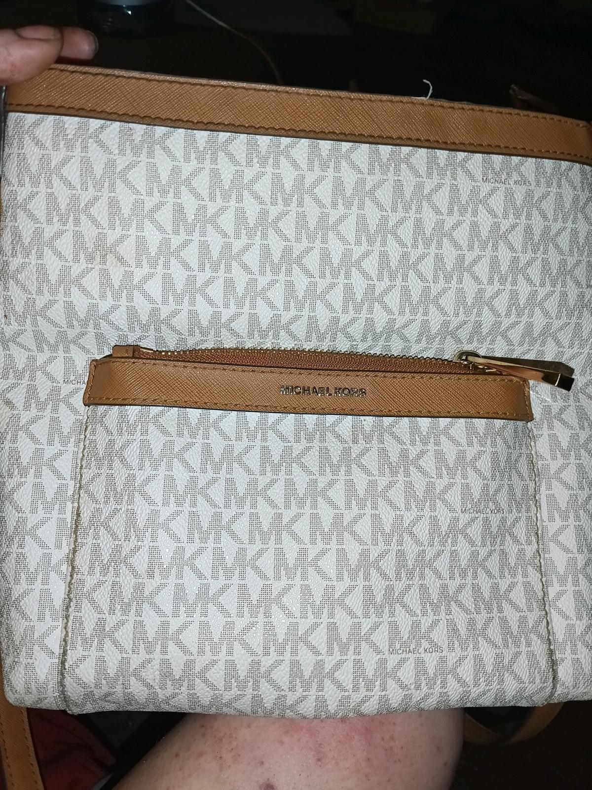 Michael kors purse