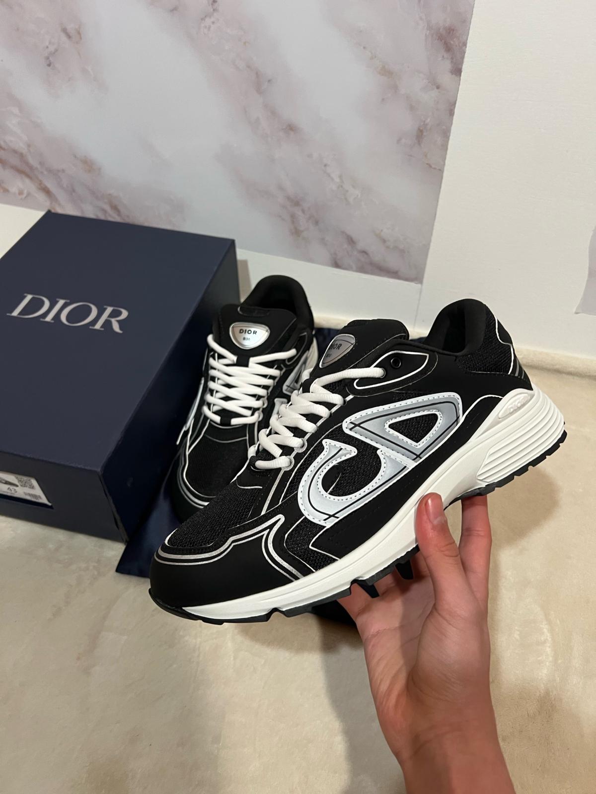 Dior b30 BRAND NEW size 10