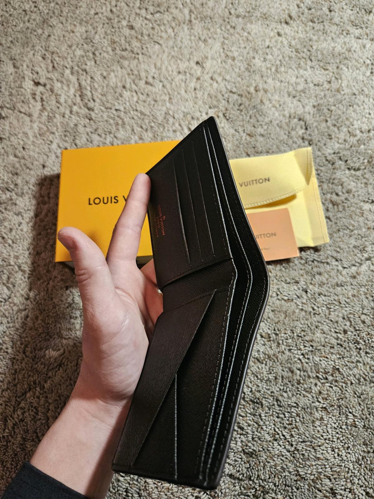 Louis vuitton mens brown bifold wallet