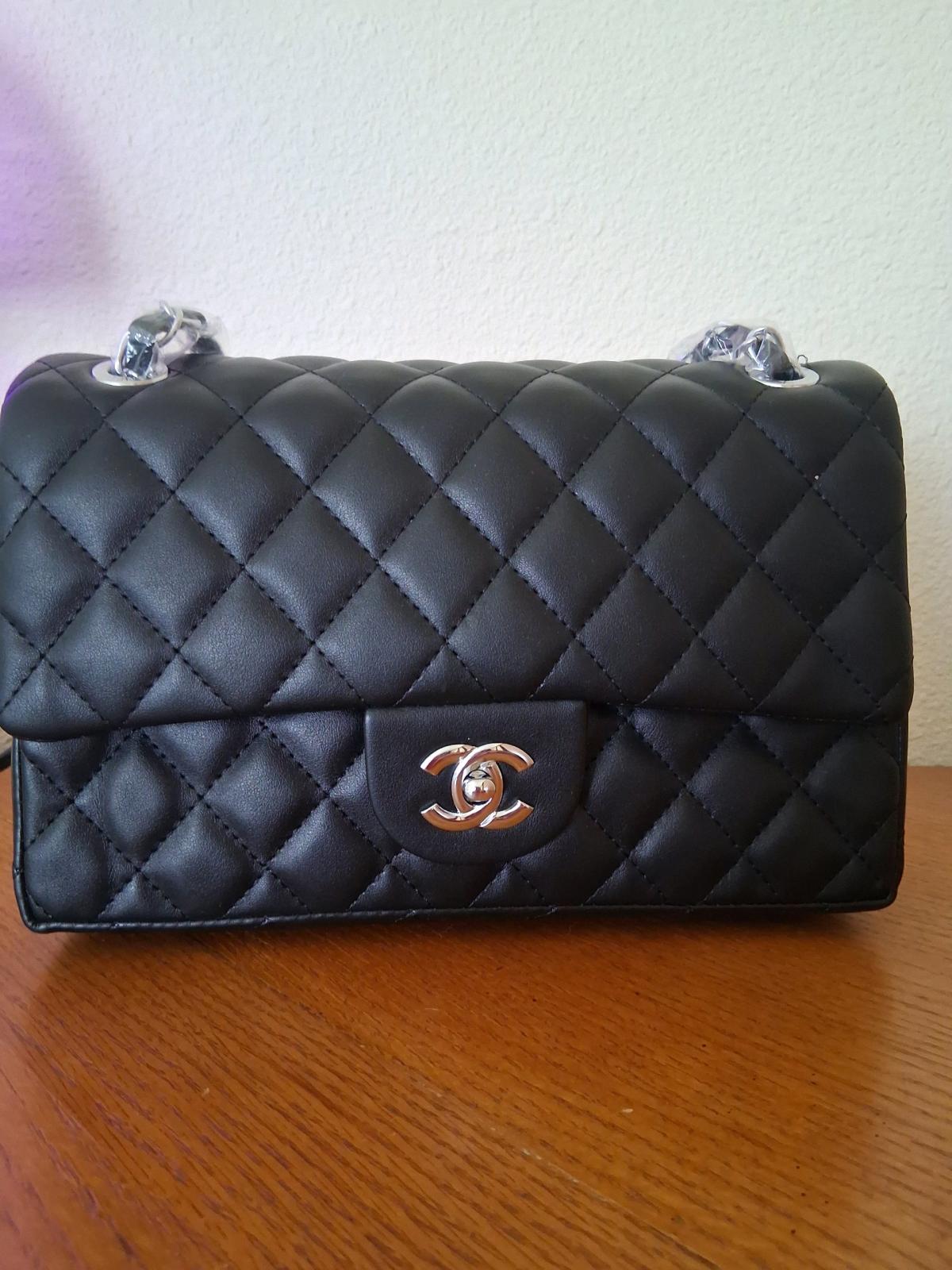 Chanel Double Flap Shoulderbag