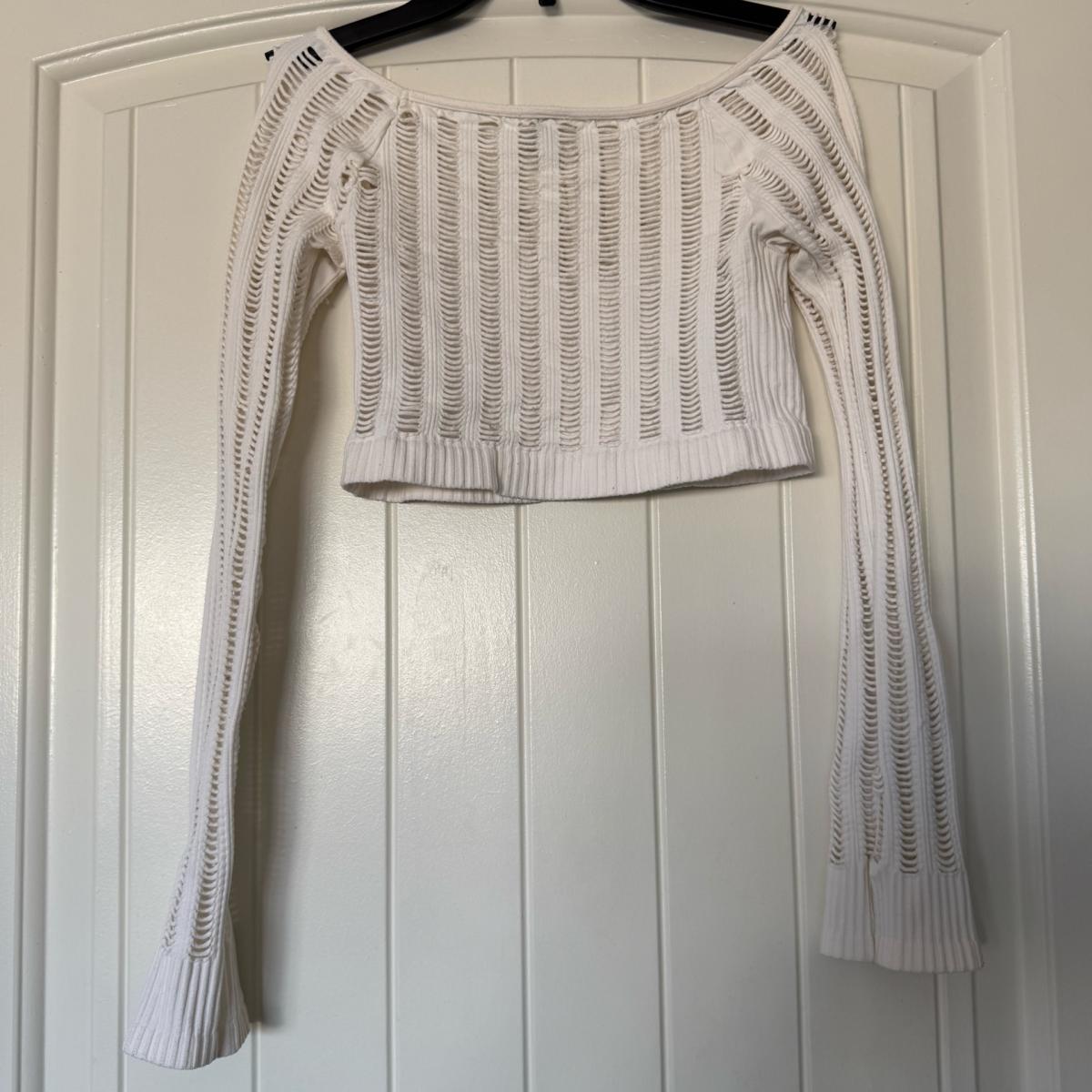 White Ribbed Distressed Knit Long Sleeve Crop Top  Brand New