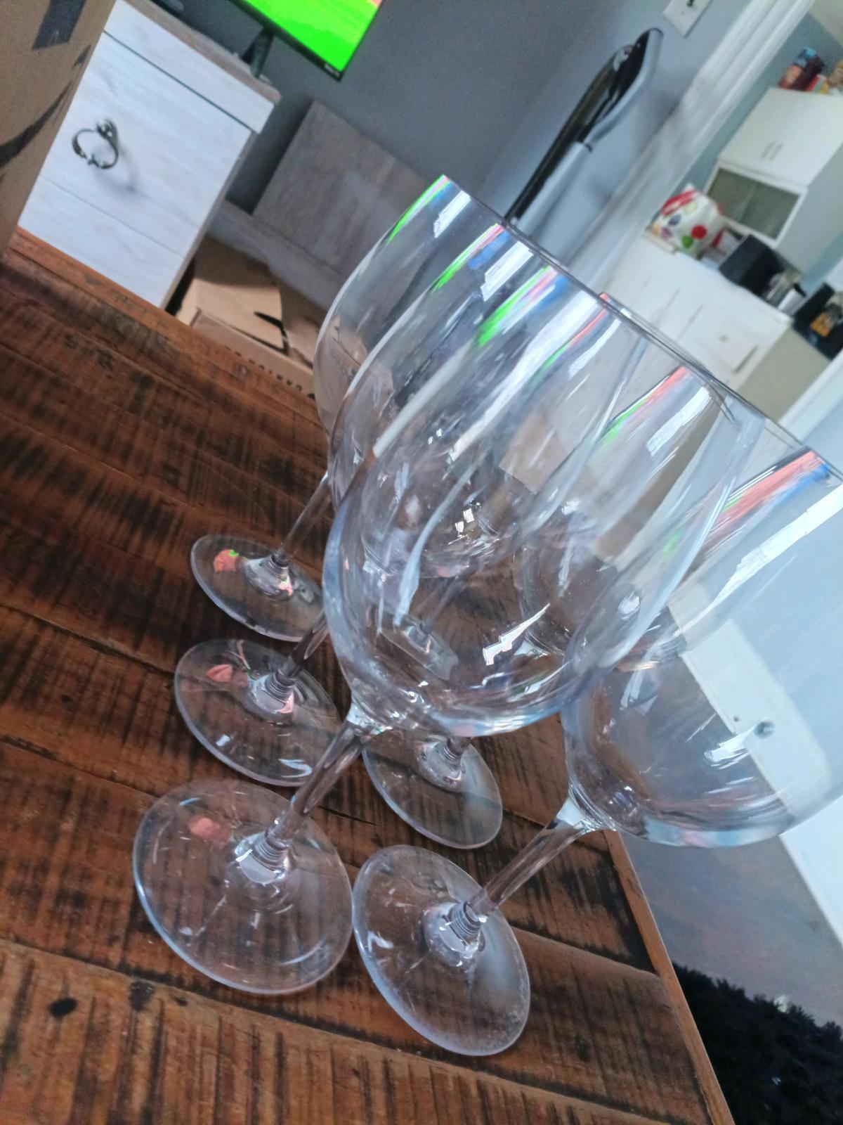 plastic outdoor wineglasses