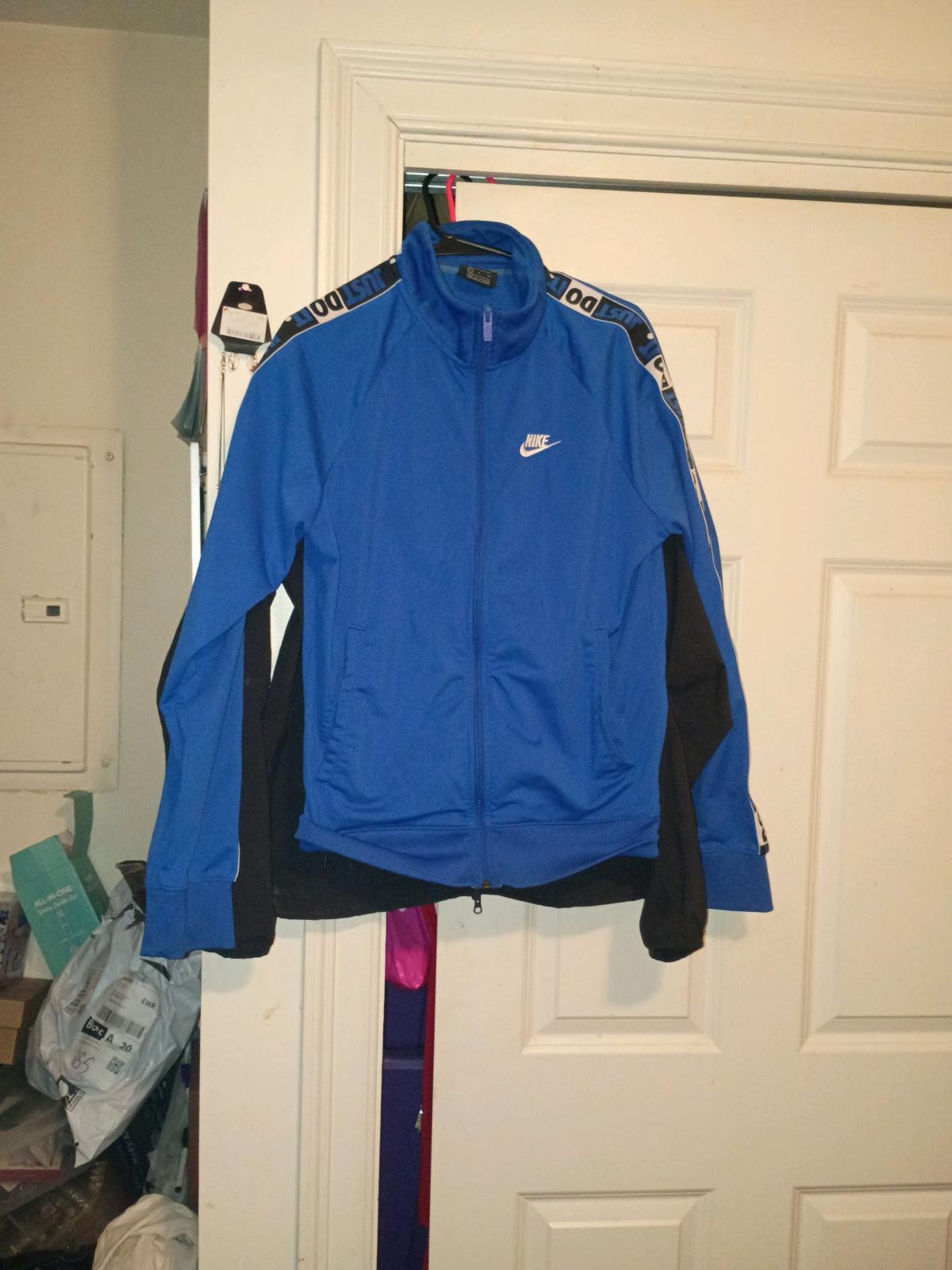 nike  set