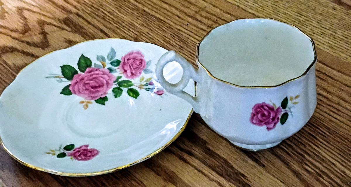 tea cup and saucer fine china set made in Japan