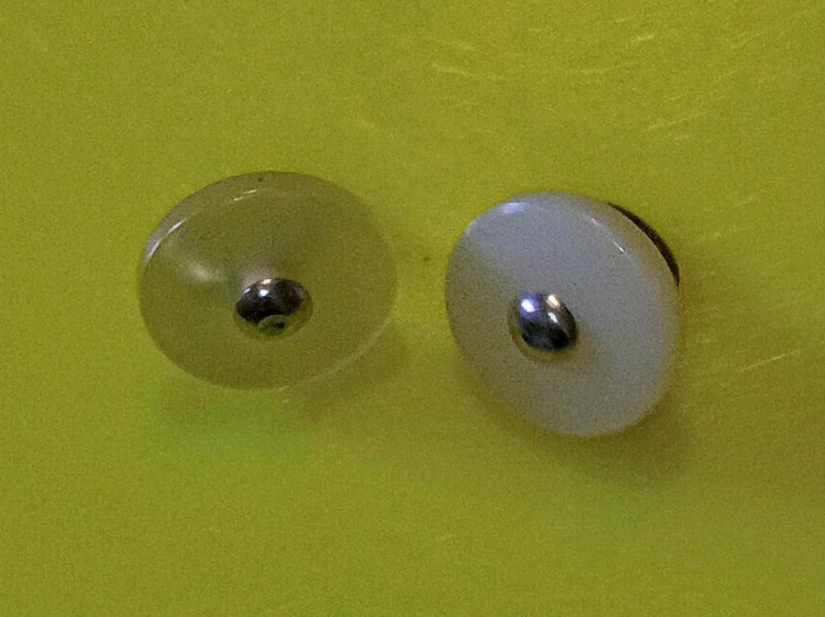 unique variety of vintage buttons