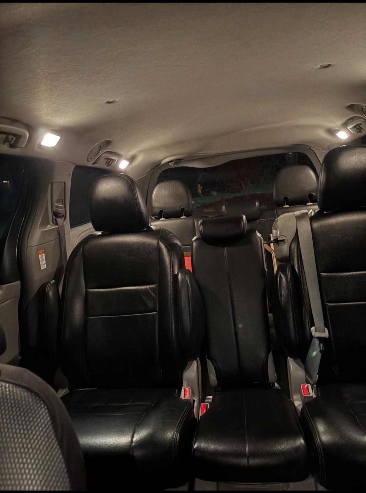 Toyota Sienna 2016