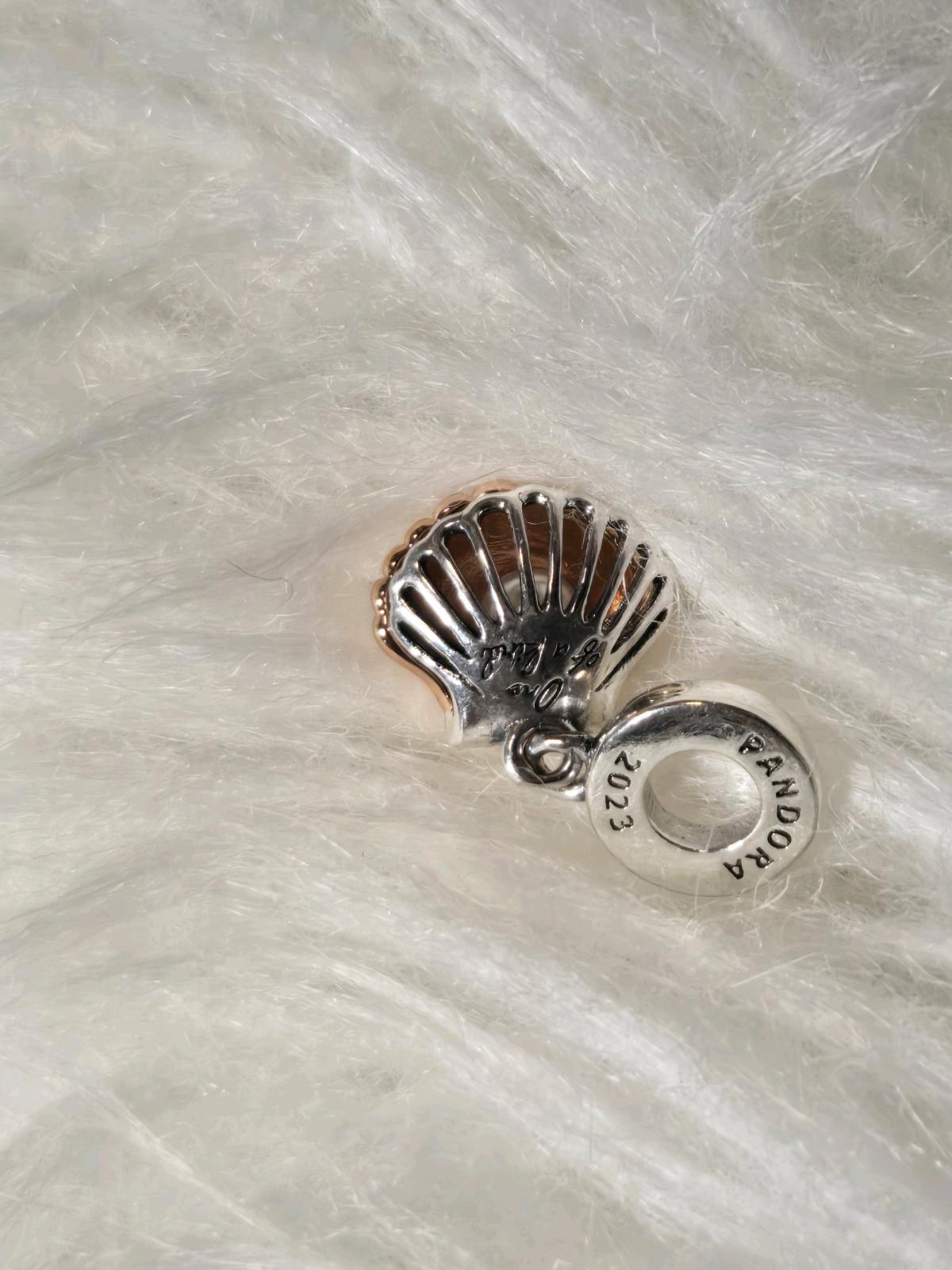 Pandora Club 2023 Sea Shell  TreatedFreshwater Cultured Pear
