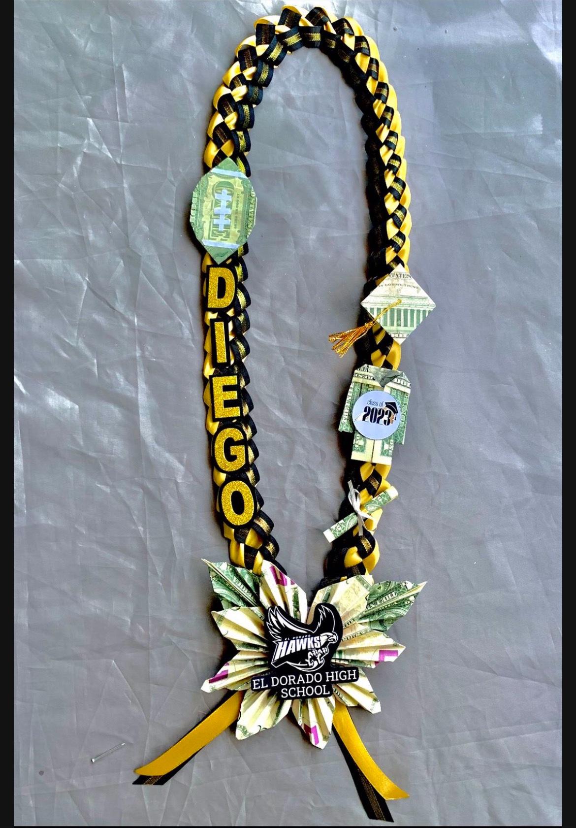 graduation leis