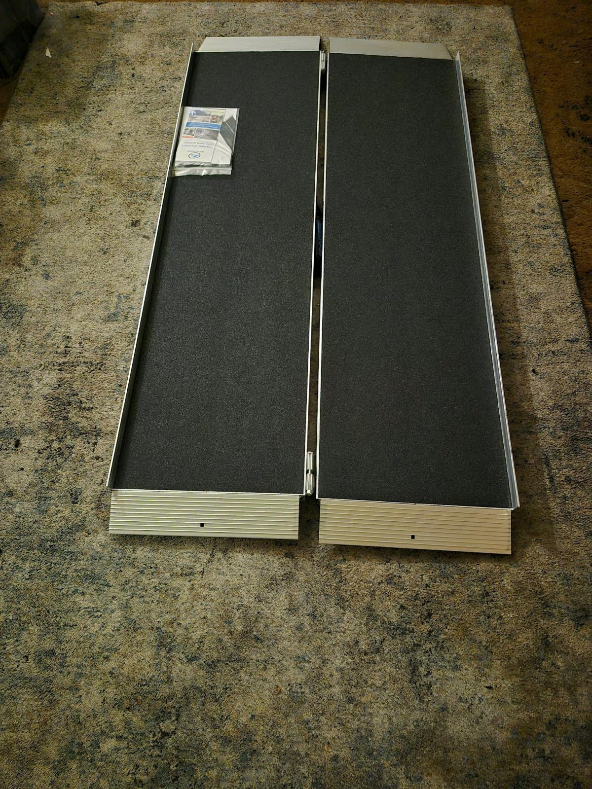 brand new portable aluminum ramp
