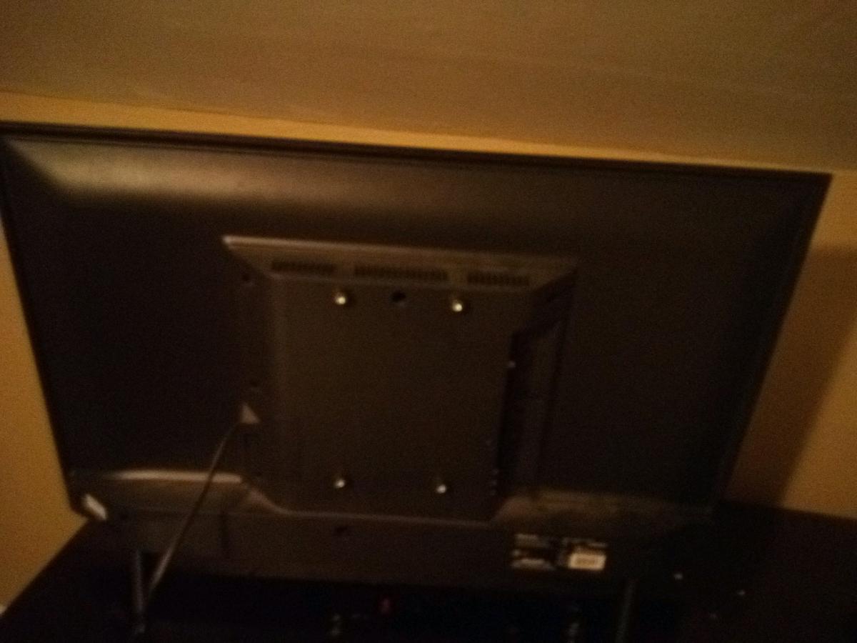 a Roku tv included the remote