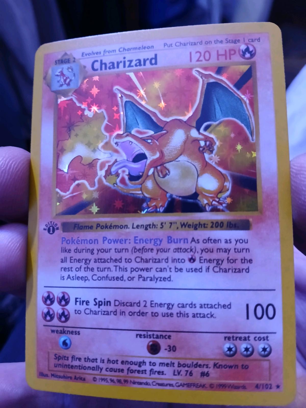 1st Edition CHARIZARD 1999 base set holo