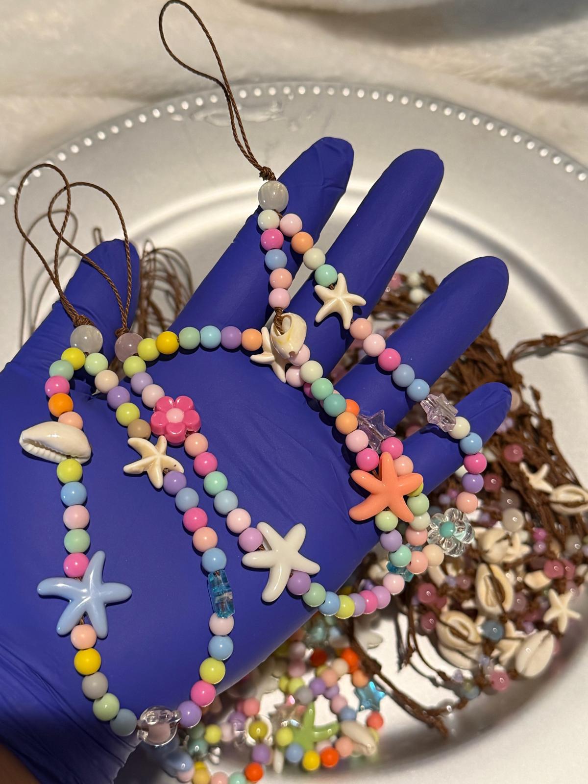 set phone charm and bracelet