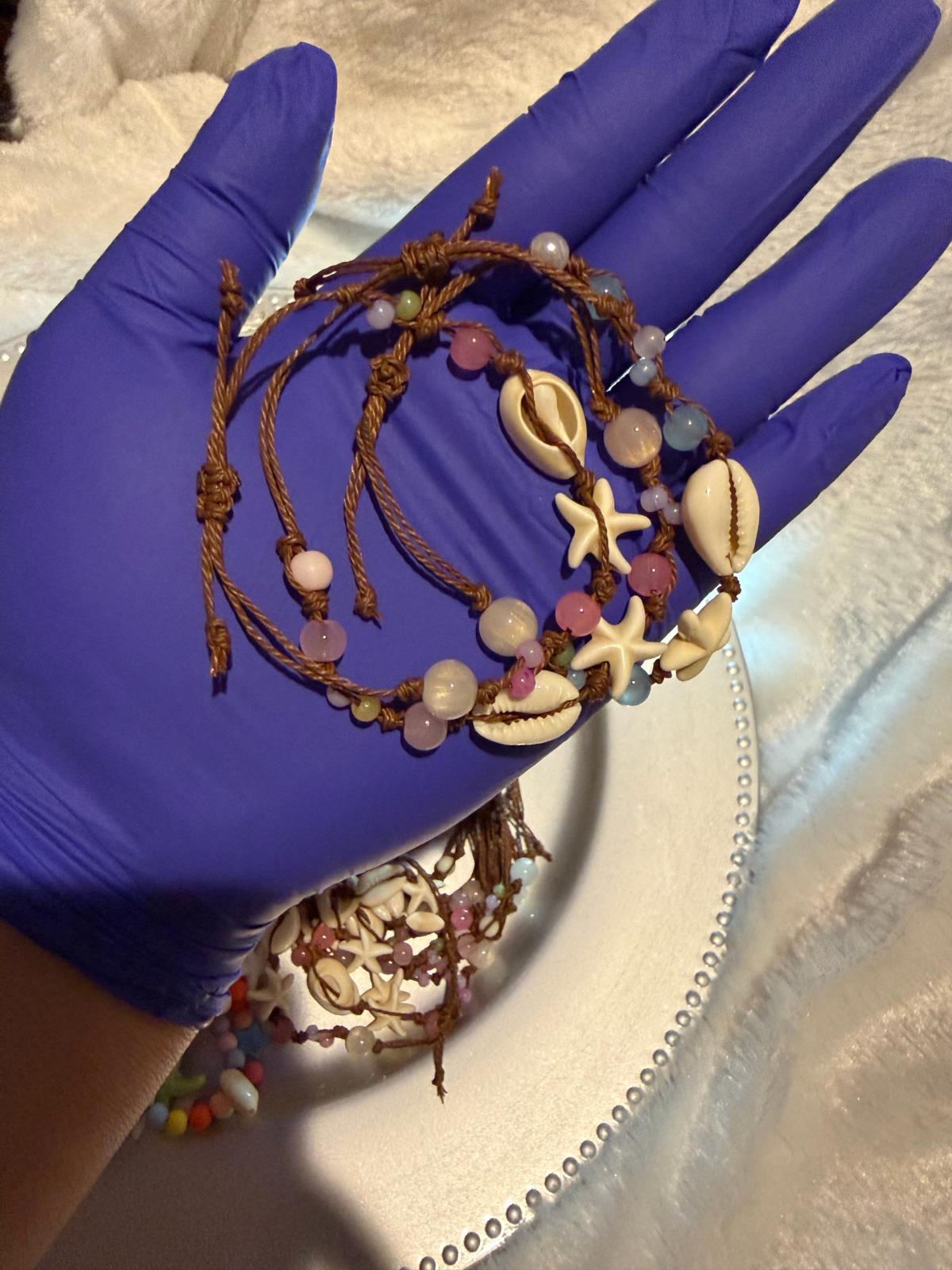 set phone charm and bracelet