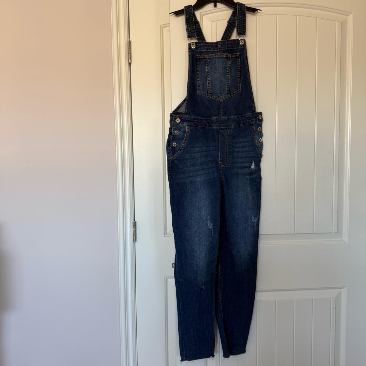 Trendy Dark Wash Denim Overalls  Bib Jeans  Adjustable Stra