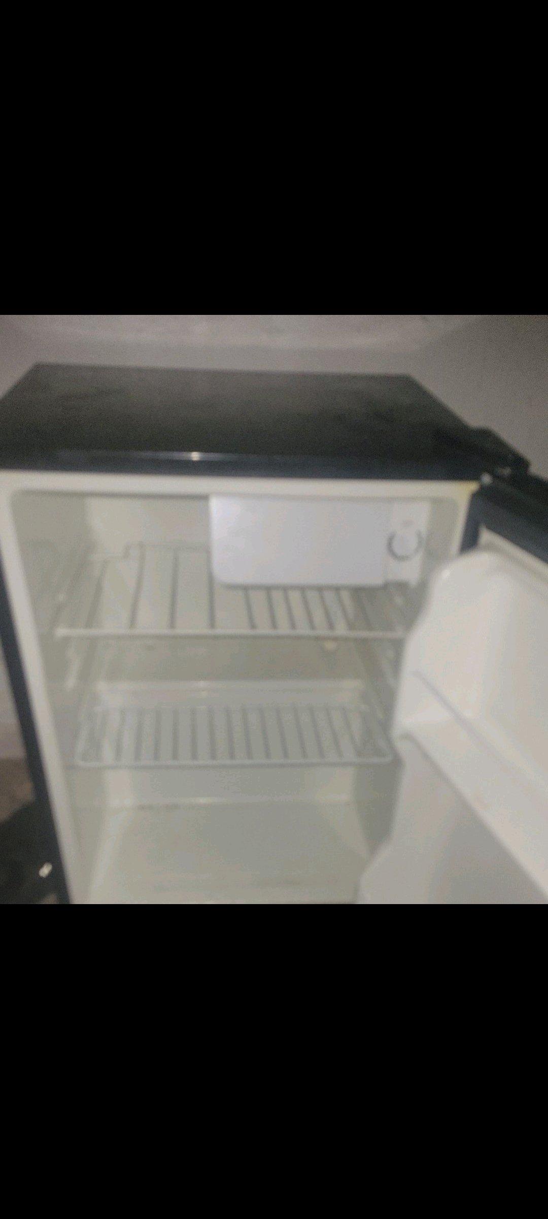 mini fridge 50or best offer  port hurron m  porch pick up