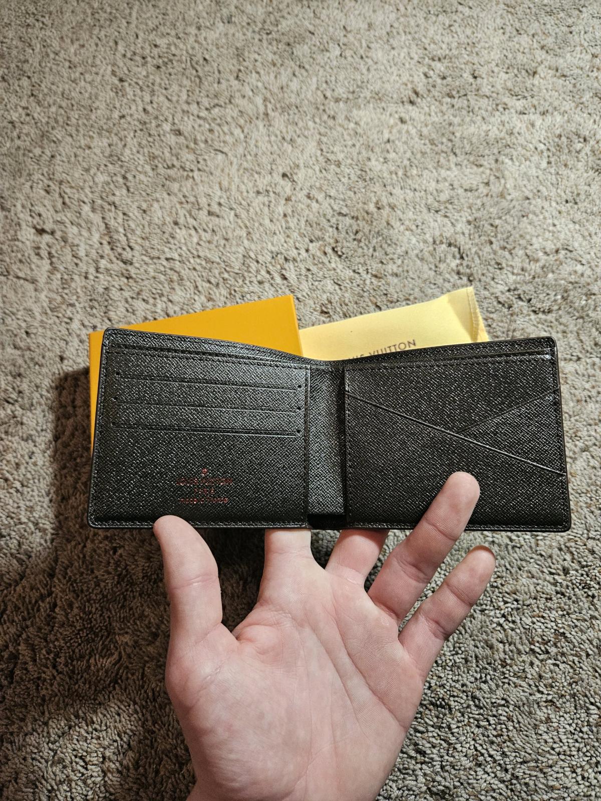 Louis vuitton mens brown bifold wallet