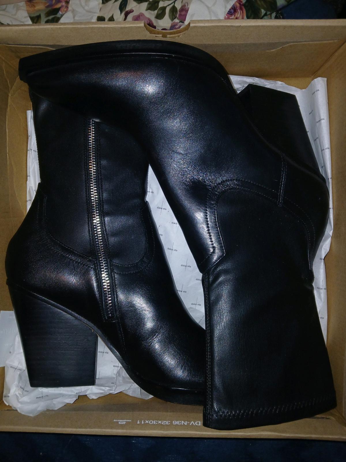 leather dress boots black