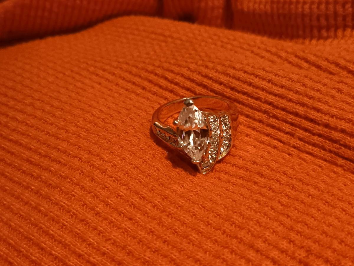 Vintage womans costume cocktail ring