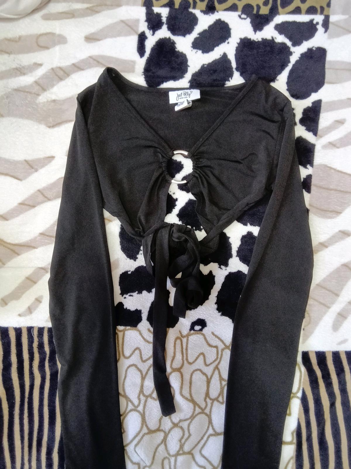 Black Long Sleeve Crop Top