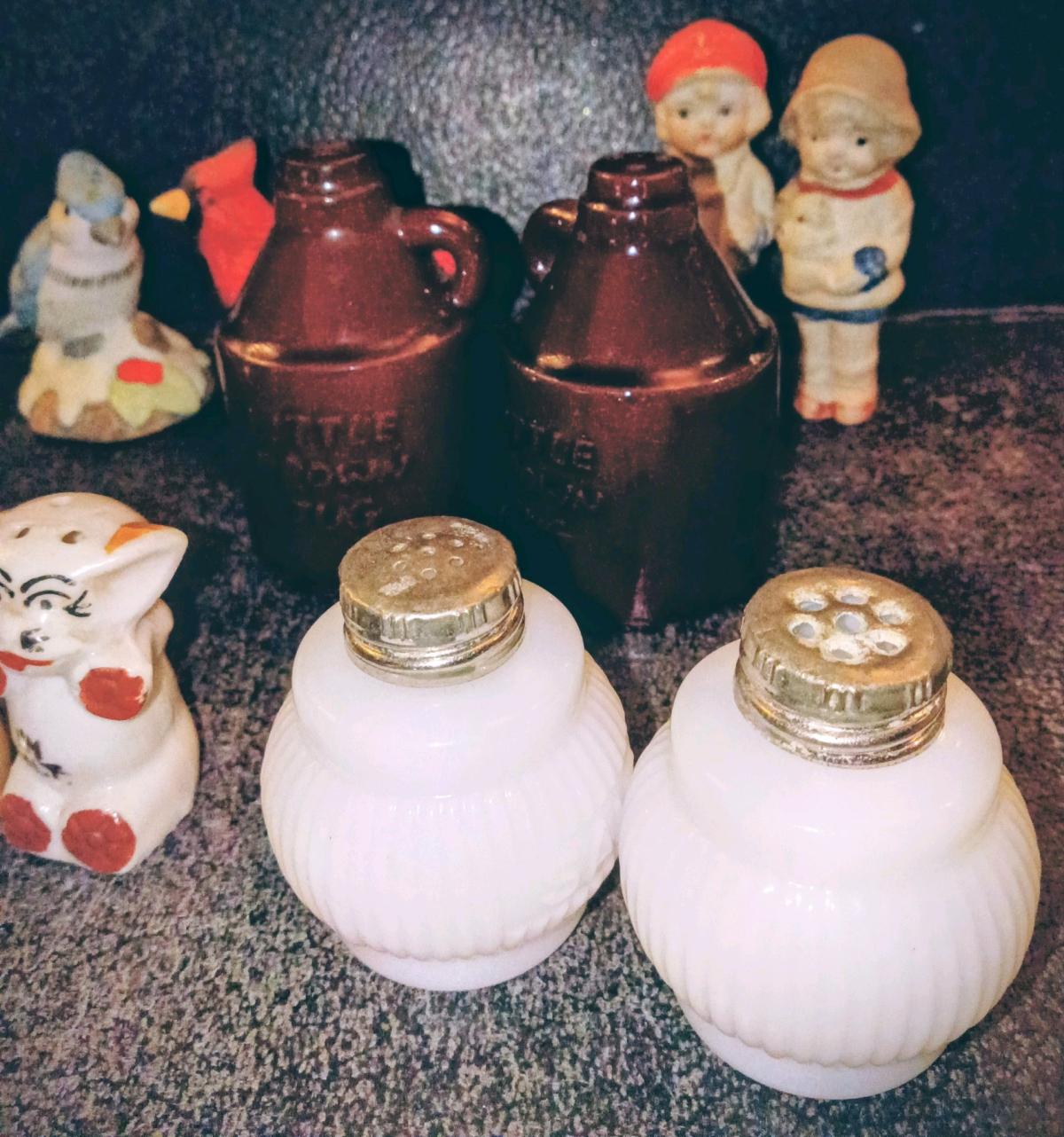 Vintage Salt and Pepper Shakers 10 Sets Shaker