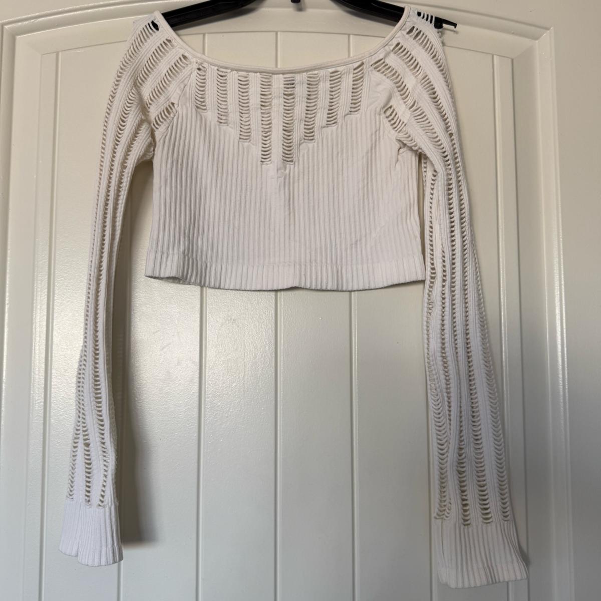 White Ribbed Distressed Knit Long Sleeve Crop Top  Brand New