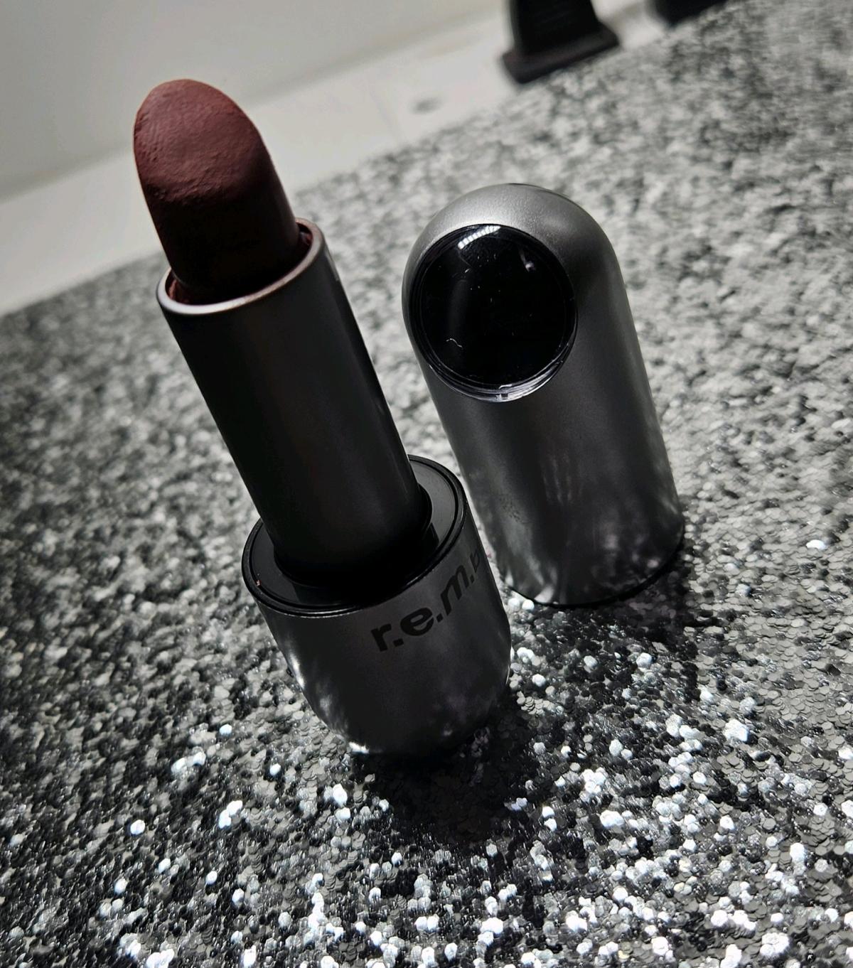 REM BEAUTY LIPSTICK