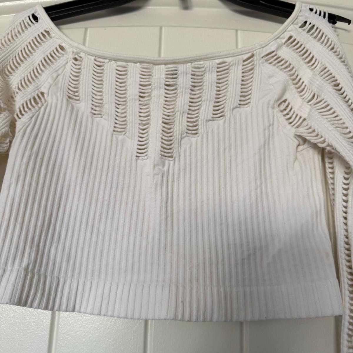 White Ribbed Distressed Knit Long Sleeve Crop Top  Brand New