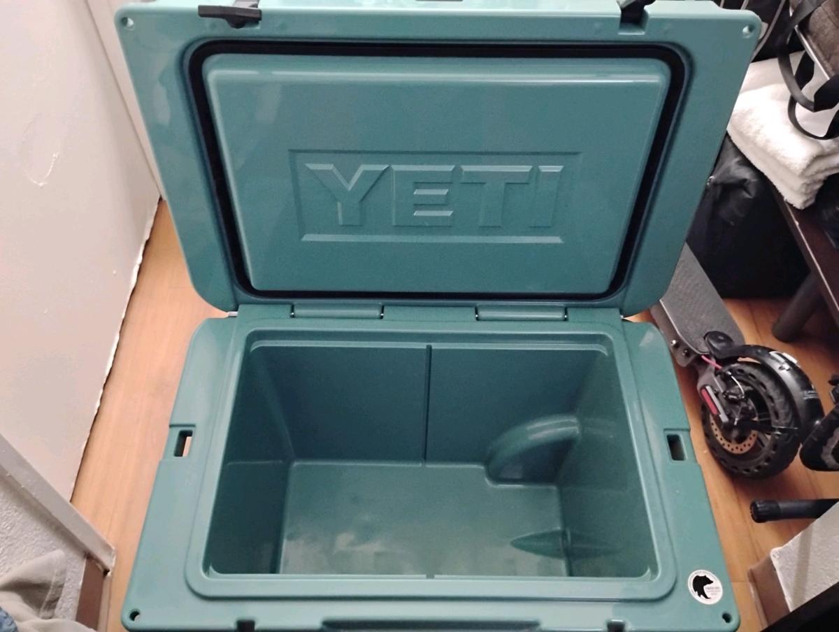 river green yeti ice chest