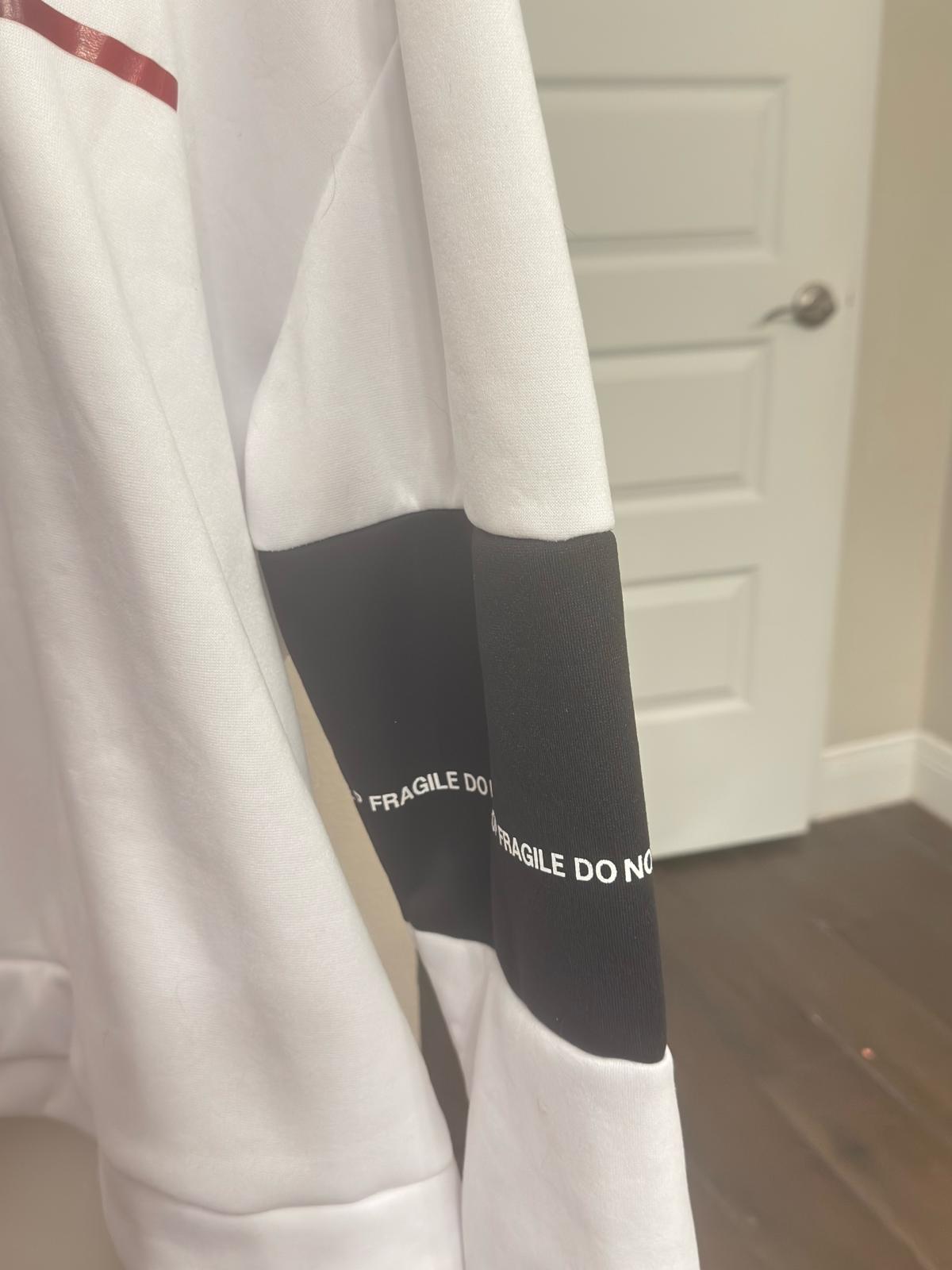 hoddie and sweat pants