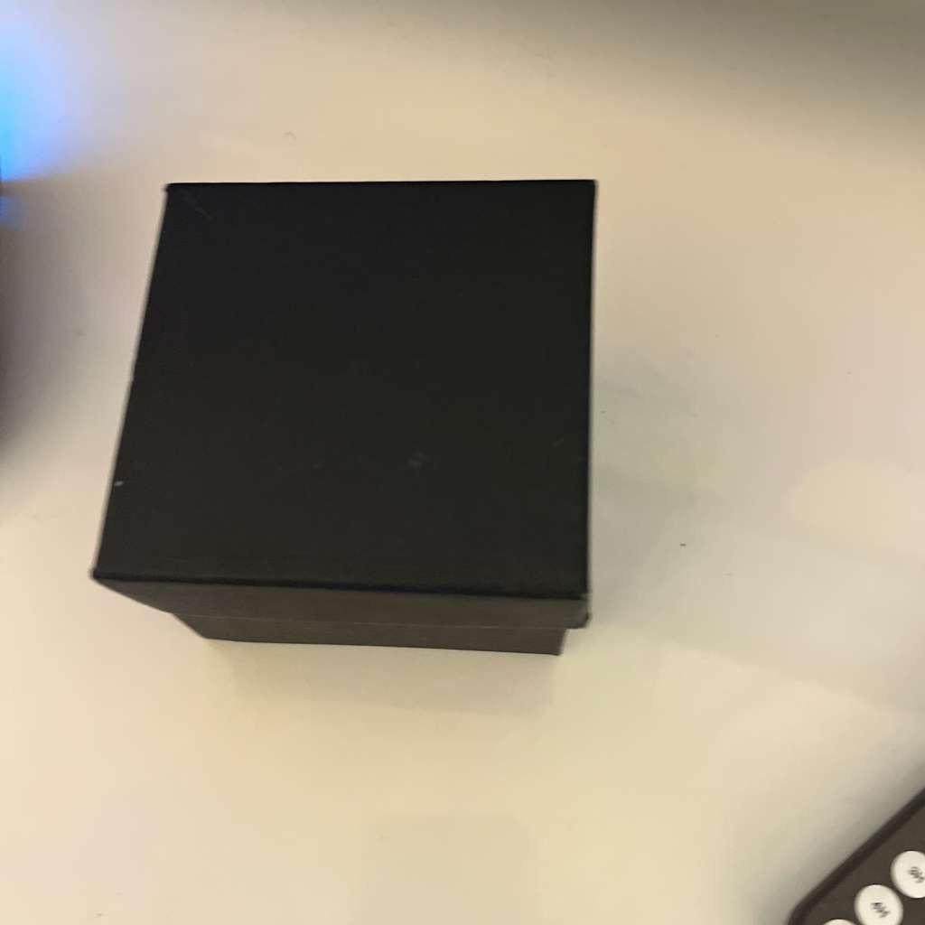 Luxury Gold Smart Watch  Modern Style