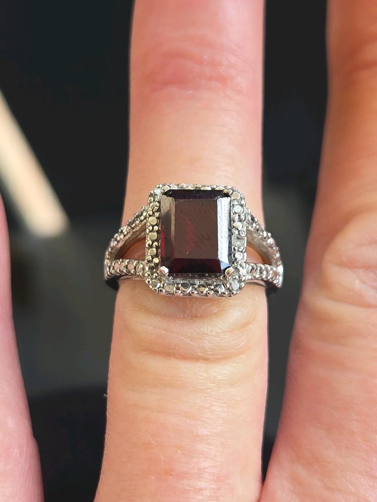 Sterling Silver Garnet  Diamond Chip Ring  Size 6