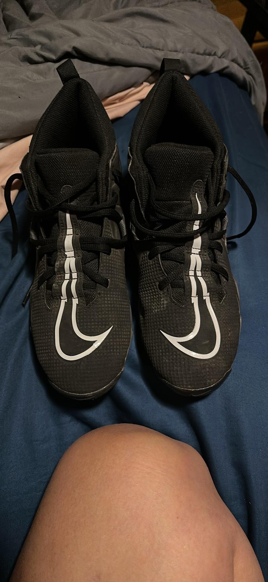 size 9 Nike Alpha Menace 3 Football Cleats