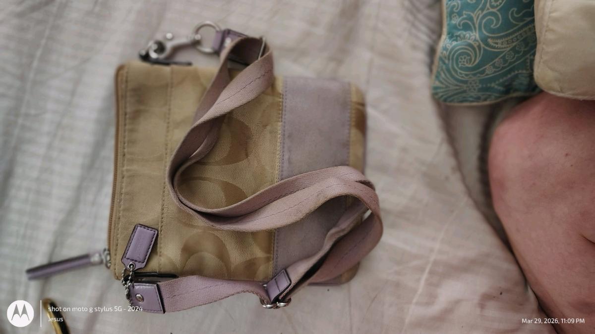 pink coach satchel bag