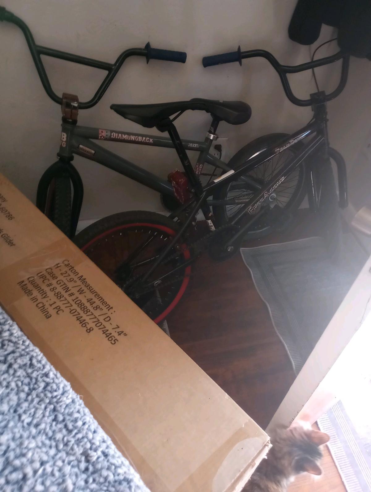 free agent trail devil w big bolt wheel axels