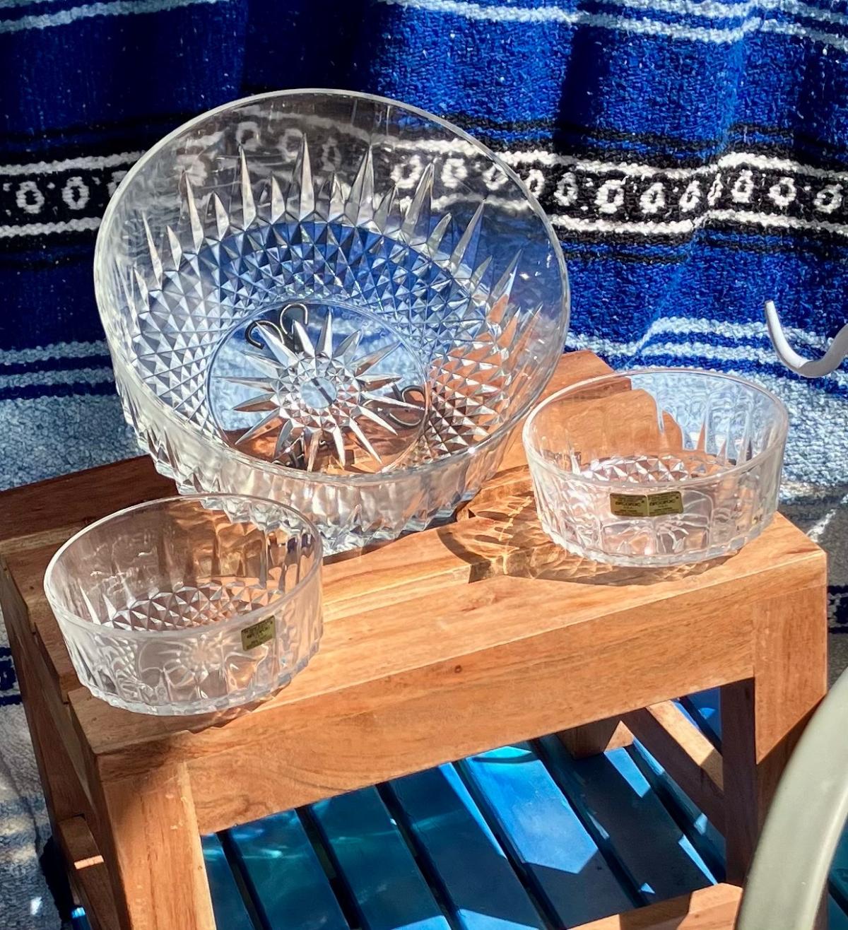 VINTAGE ORIGINAL BOX Cavalier Arcoroc Crystal 7 piece Bowls