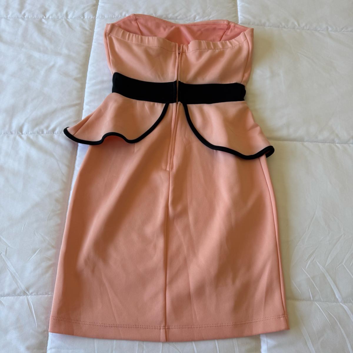 Elegant Peach Strapless Peplum Cocktail Dress