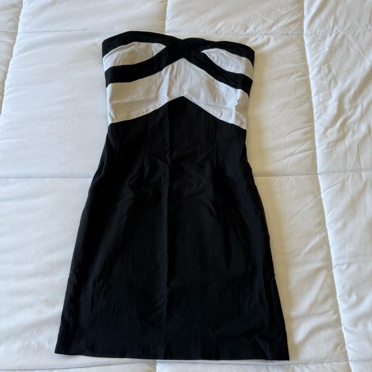 Black  White Strapless Geometric Cocktail Dress  Elegant Col
