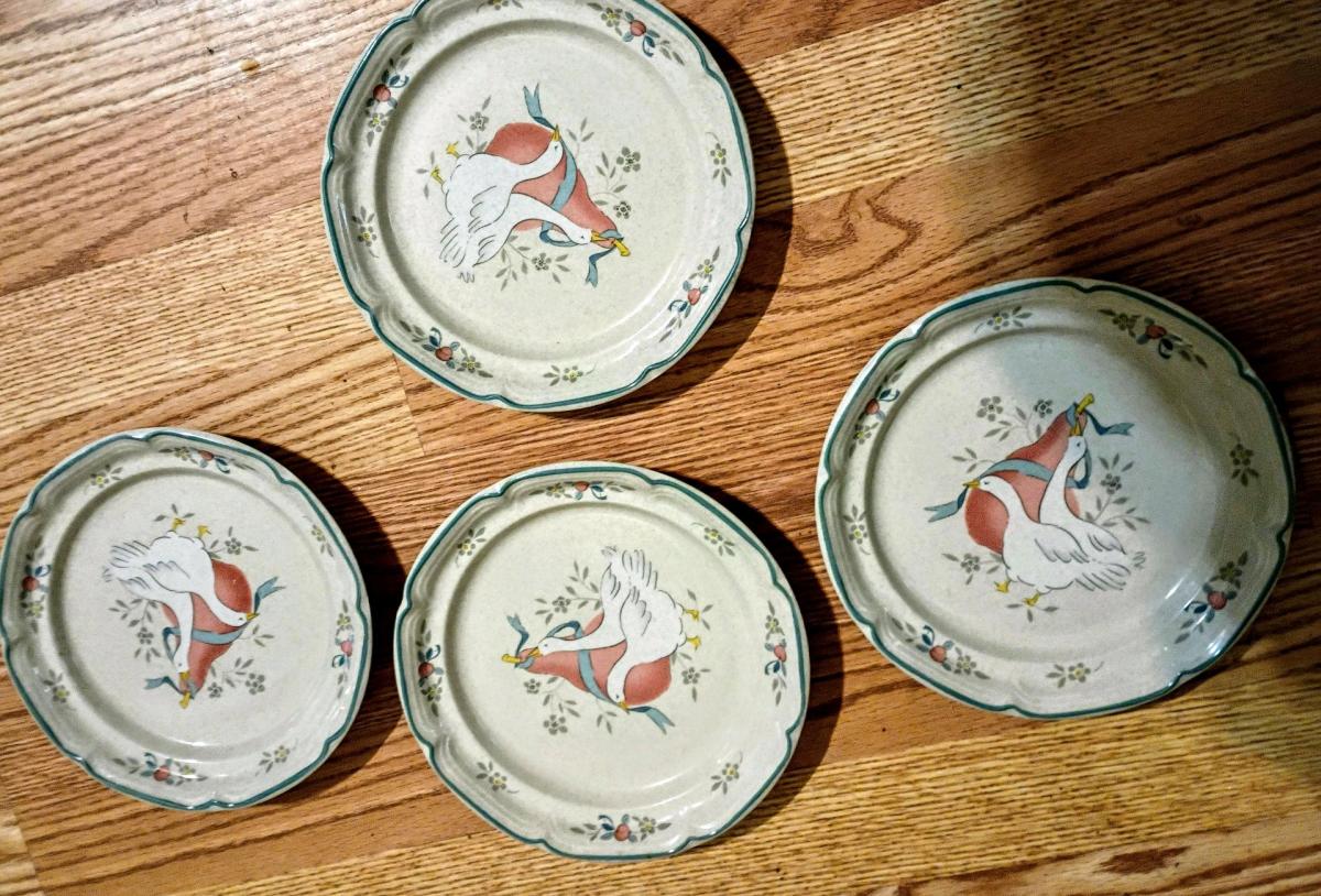 set of 4 international marmalade plates