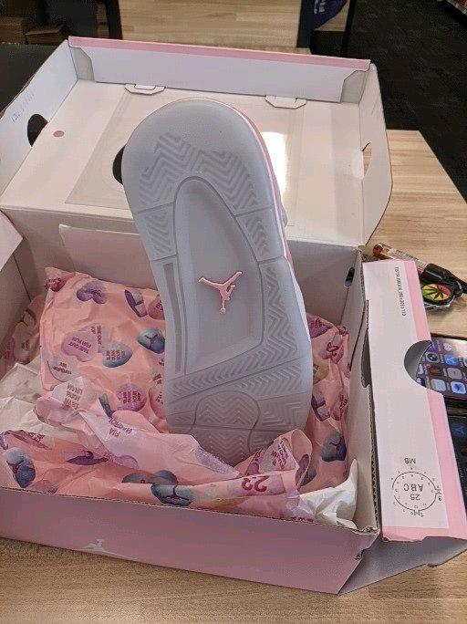 Nike Air Jordan Retro Valentine Day