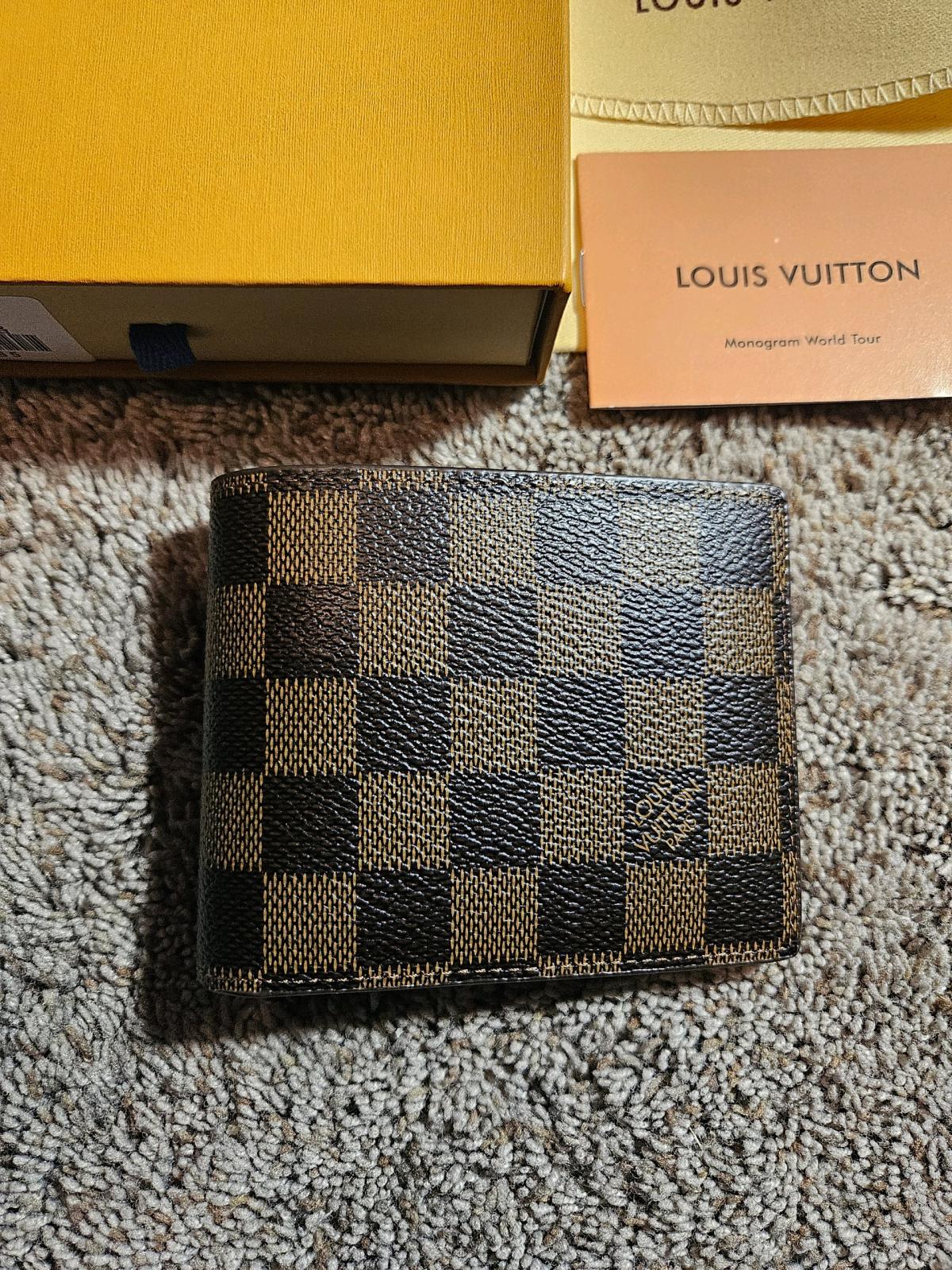 Louis vuitton mens brown bifold wallet