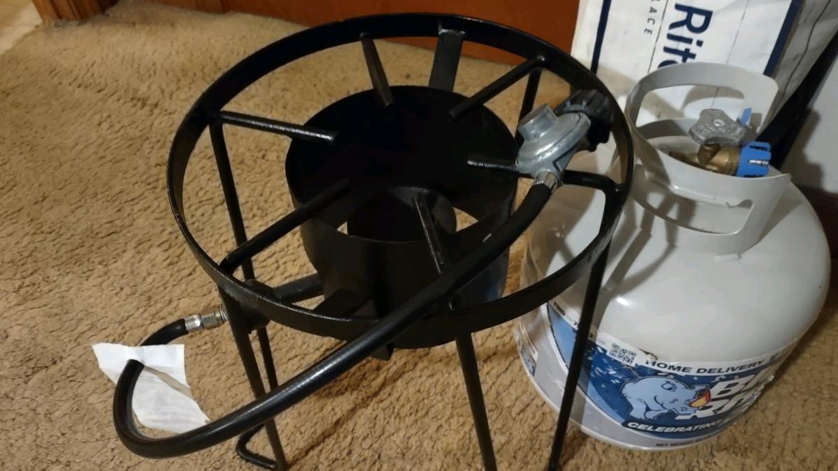 Cooking Grill with Tank