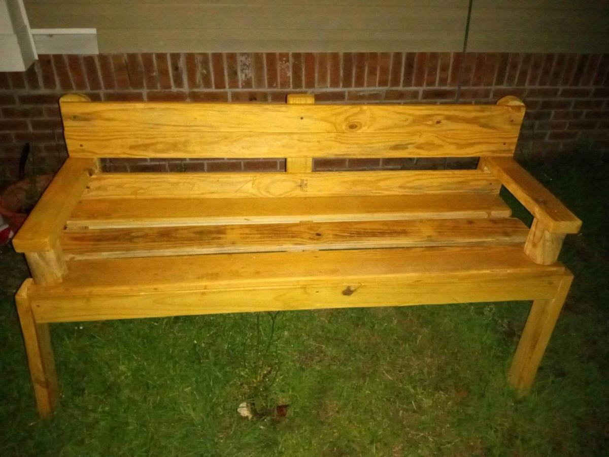 Kellys Contracting and Woodworking LLC